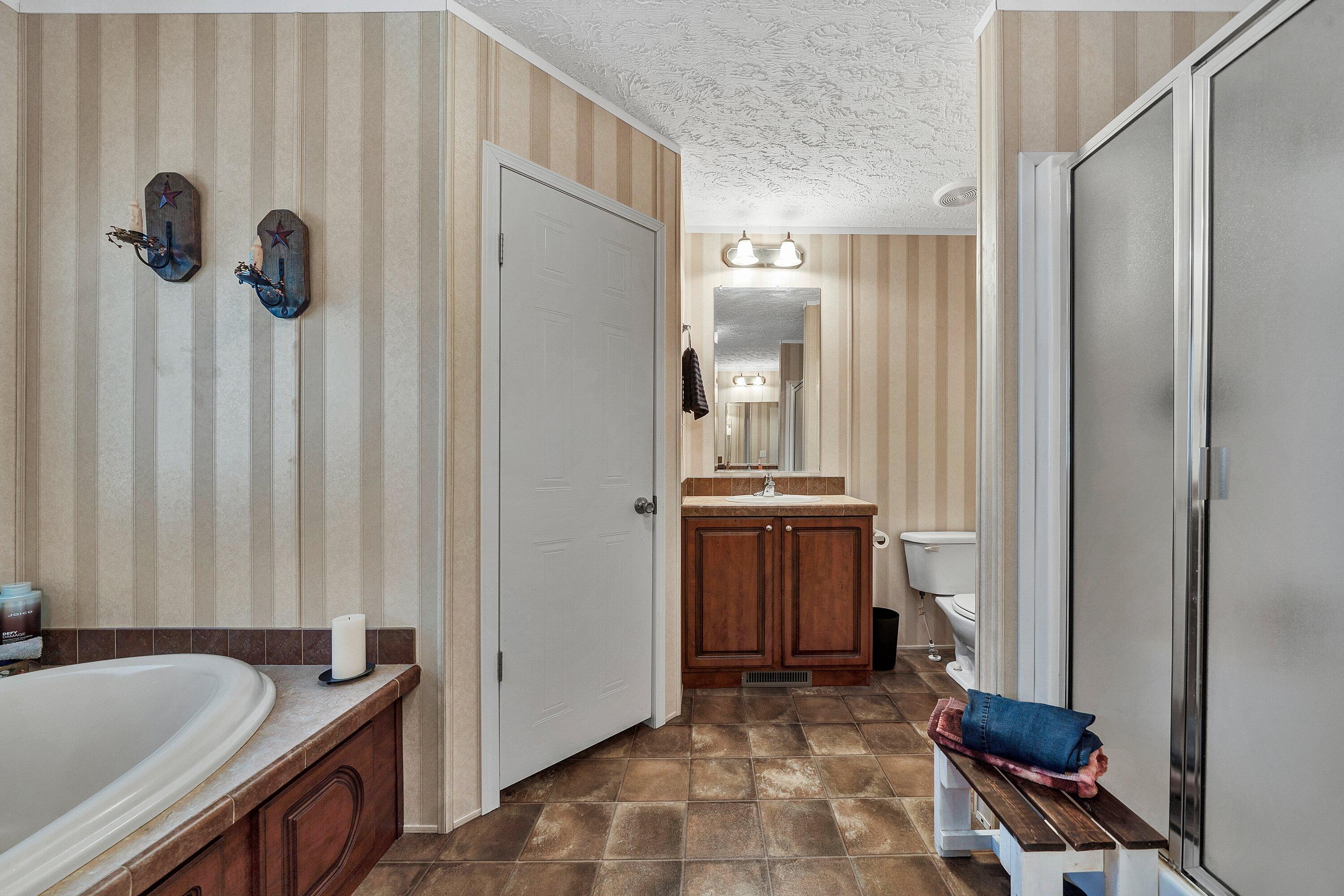 17 Homestead Road New Castle, VA 24127 - Photo 24 of 40 22-DSC00337