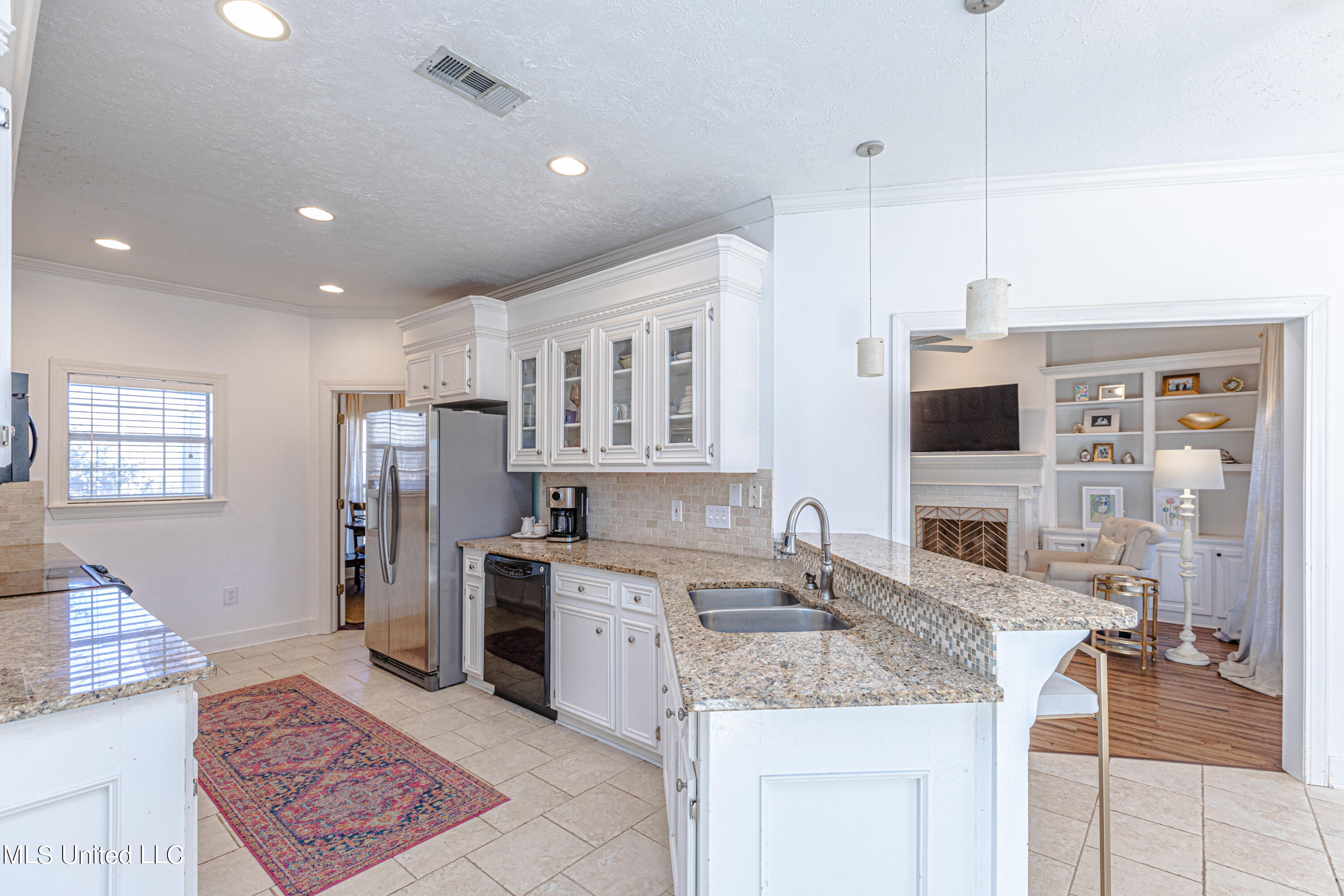 700 Spring Hill Drive Madison, MS 39110 - Photo 11 of 39 926A7692