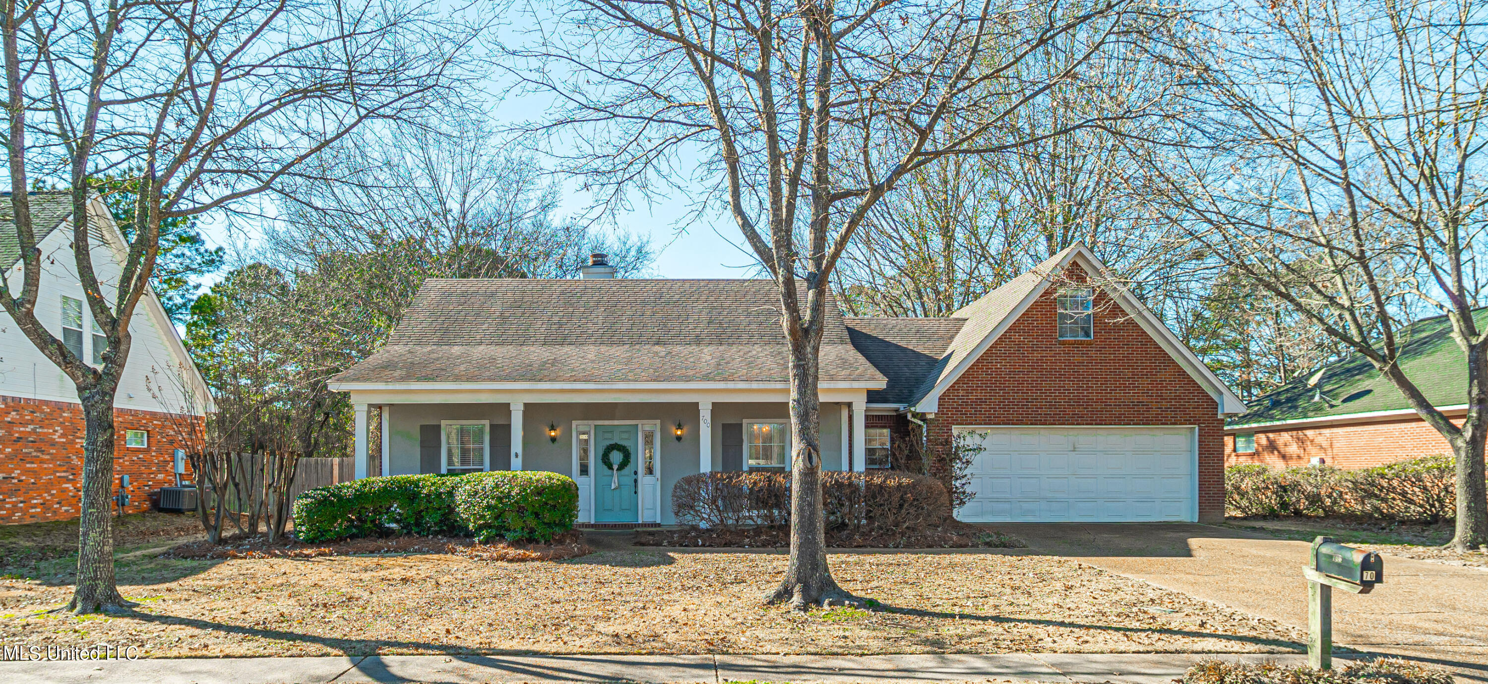 700 Spring Hill Drive Madison, MS 39110 - Photo 2 of 39 926A7667
