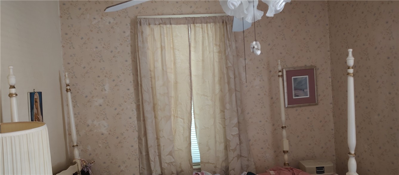 52 Calais Street Providence, RI 02908 - Photo 13 of 50