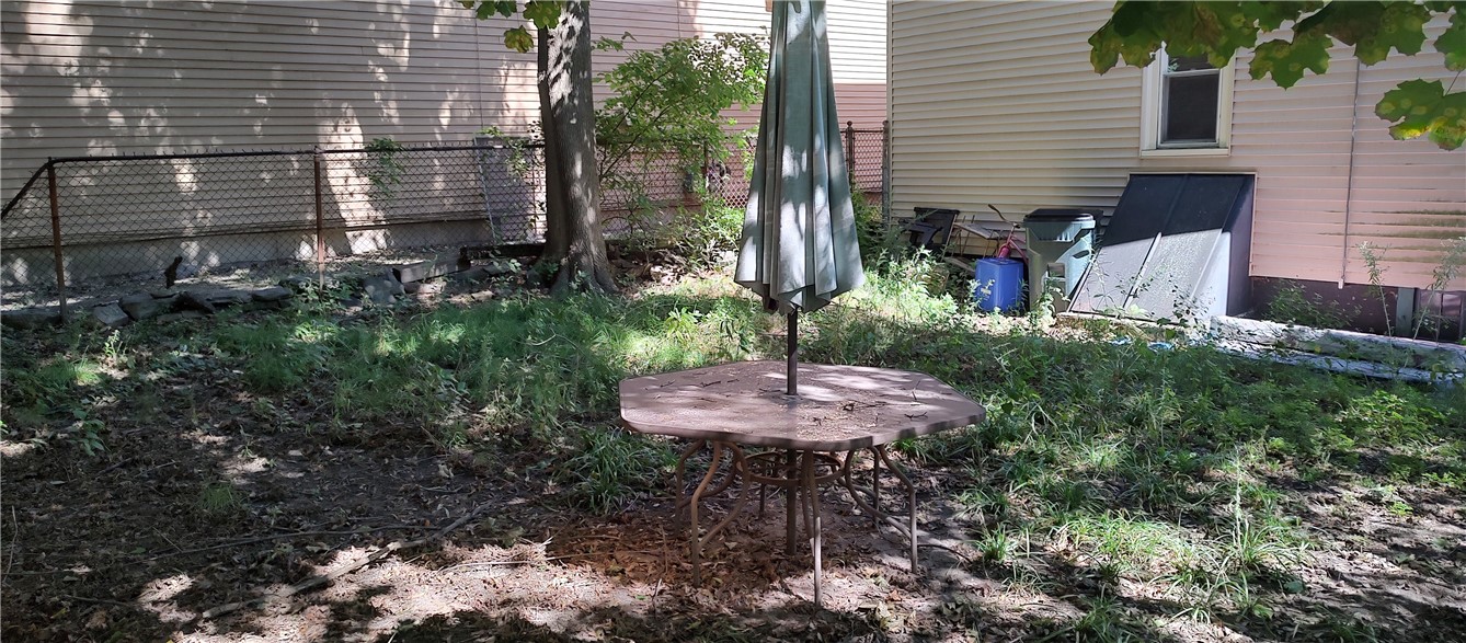 52 Calais Street Providence, RI 02908 - Photo 5 of 50