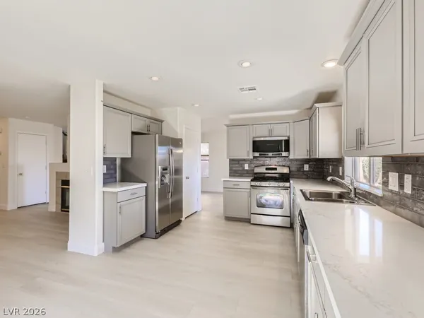 $2,450 | 1220 Swanbrooke Drive, Las Vegas, NV 89144
