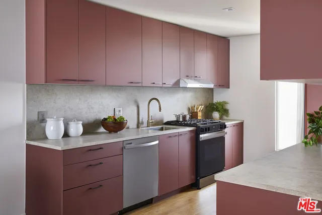 $4,395 | 12425 Texas Avenue, Unit 10, Los Angeles, CA 90025