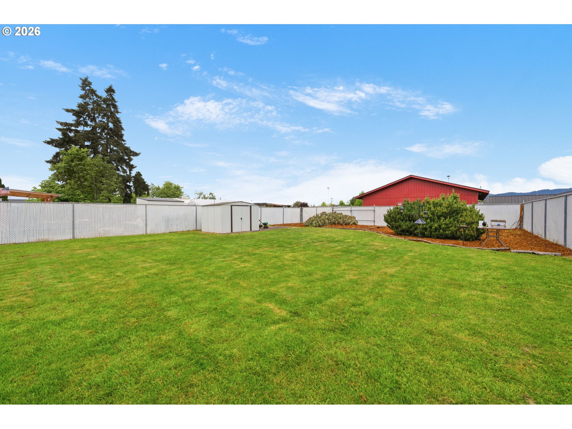 1992 J Street Springfield, OR 97477 - Photo 18 of 22