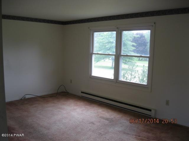 146 Murnin Road Lake Ariel, PA 18436 - Photo 7 of 13