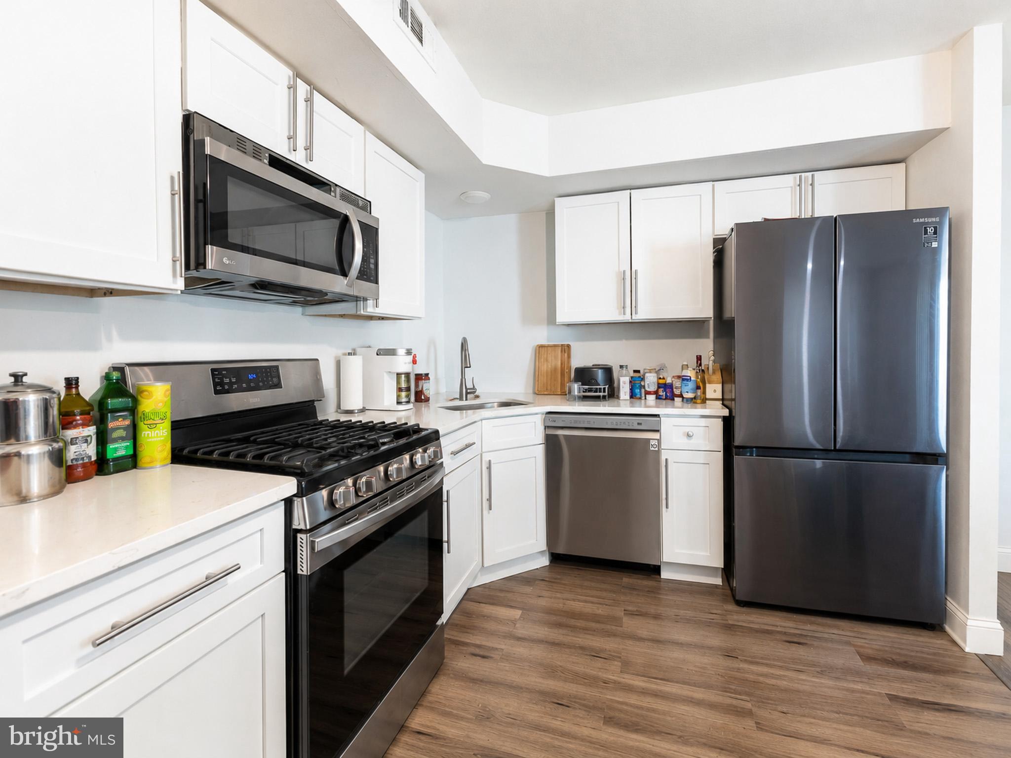 43 Buttonwood Road Voorhees, NJ 08043 - Photo 23 of 33