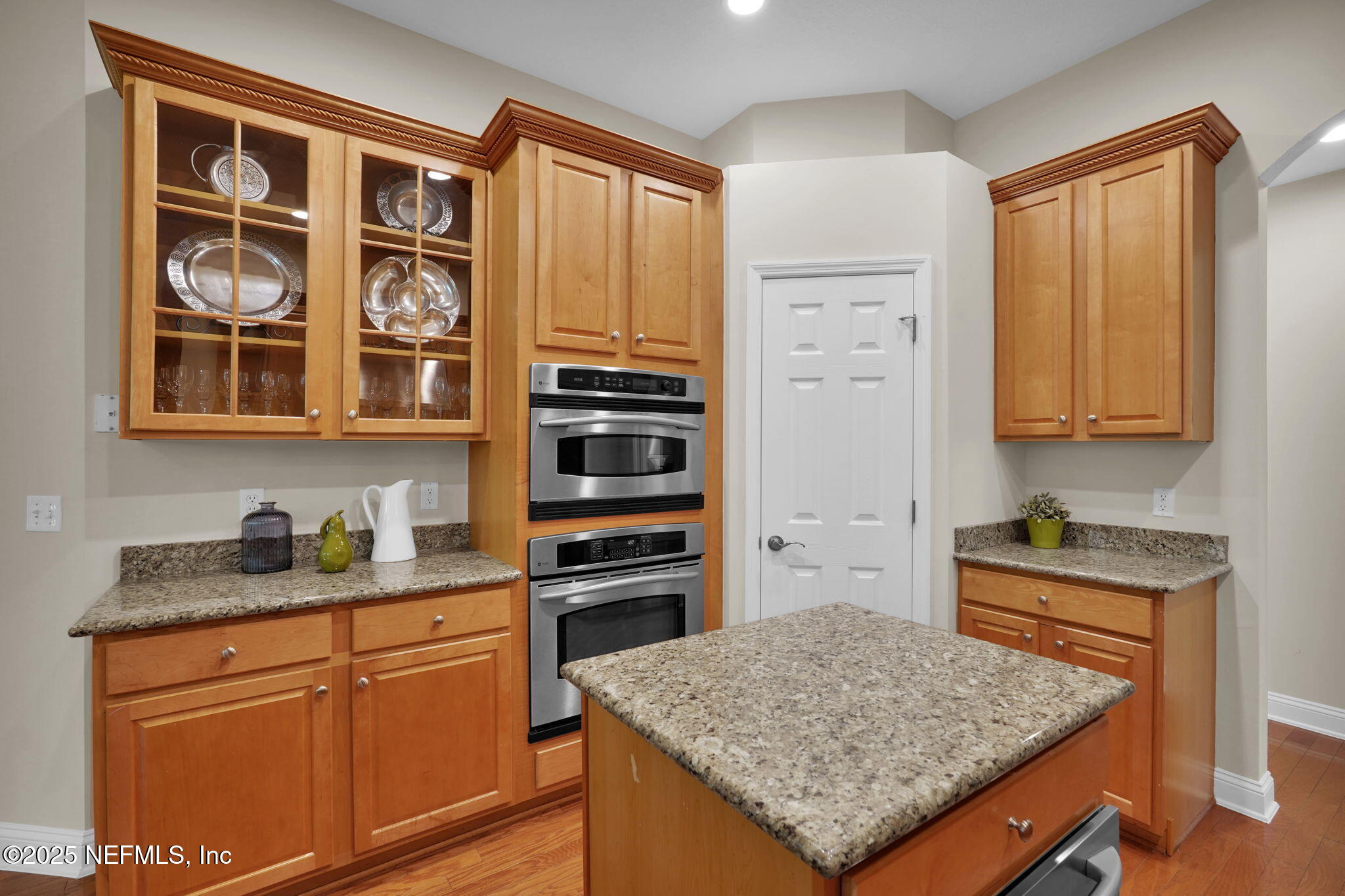 219 Parkside Drive St. Augustine, FL 32095 - Photo 14 of 67 a kitchen with stainless steel appliances granite countertop a stove and more cabinets