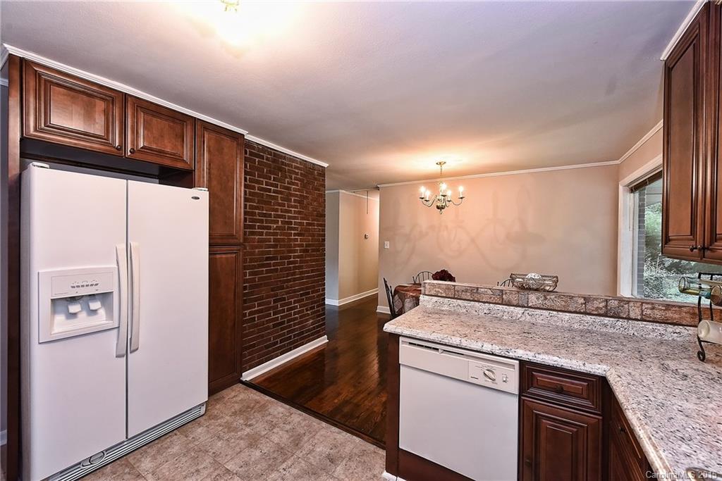 640 Manhasset Road Charlotte, NC 28209 - Photo 14 of 24