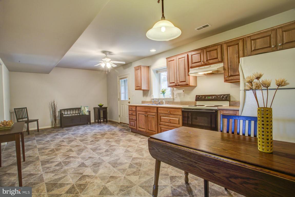 2414 North Penryn Road Manheim, PA 17545 - Photo 16 of 35 Gallery Image 16