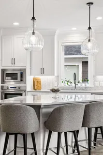 $1,699,500 | 7100 Highland Court, Eden Prairie, MN 55346