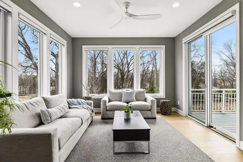 $1,699,500 | 7100 Highland Court, Eden Prairie, MN 55346