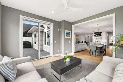 $1,699,500 | 7100 Highland Court, Eden Prairie, MN 55346