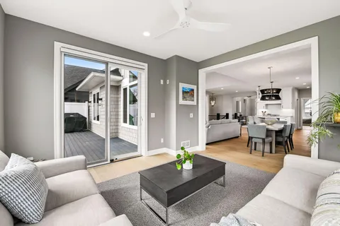 $1,699,500 | 7100 Highland Court, Eden Prairie, MN 55346