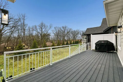 $1,699,500 | 7100 Highland Court, Eden Prairie, MN 55346