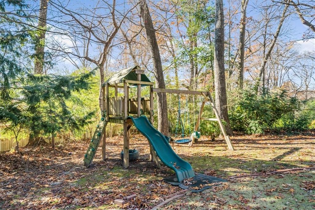 525 Timber Valley Road Northeast Sandy Springs, GA 30342 - Photo 40 of 40 Gallery Image 40
