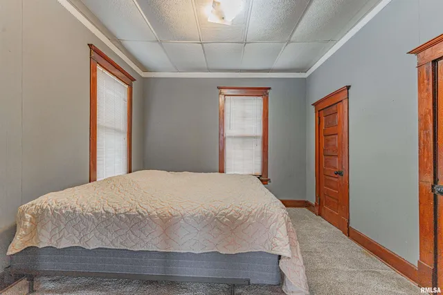 $57,900 | 315 North Sherman Street, Lincoln, IL 62656