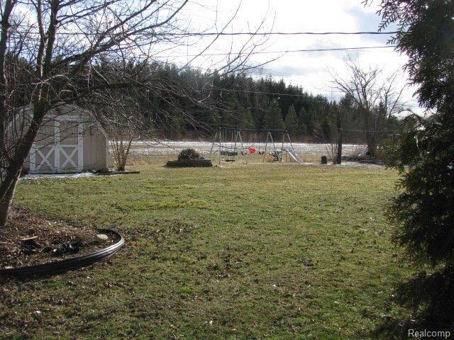21690 Chester Road Ray, MI 48096 - Photo 2 of 24 Backyard.JPG