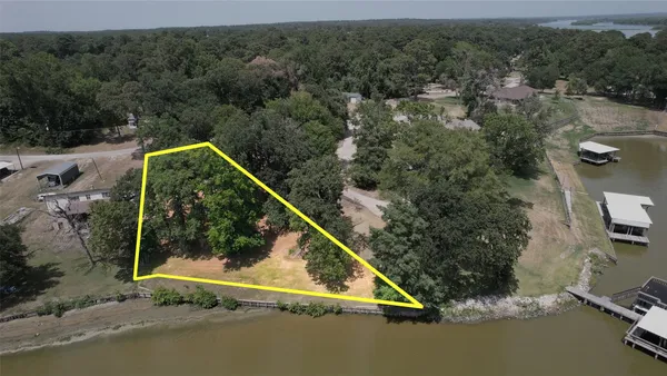 $80,000 | 1262 Sportsman Drive, Trinity, TX 75862