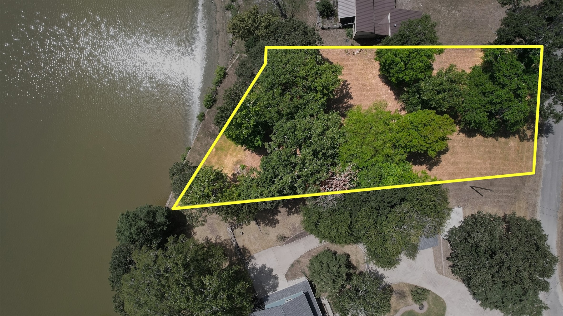1262 Sportsman Drive Trinity, TX 75862 - Photo 7 of 21