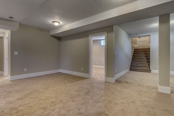 55 Leicester Road Marblehead, MA 01945 - Photo 16 of 21 Gallery Image 16