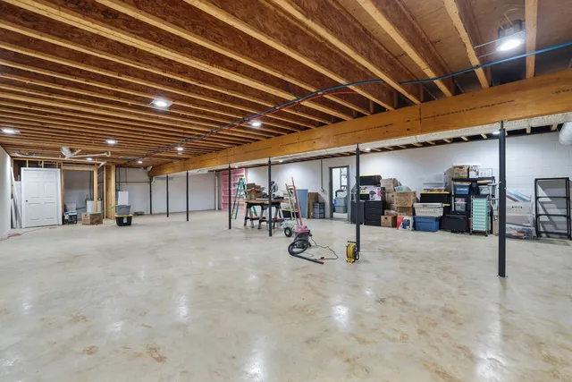 a view of the parking space