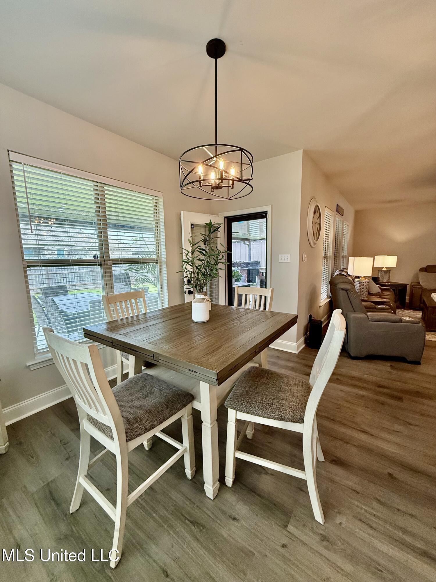 13312 Hilliard Street D'Iberville, MS 39540 - Photo 20 of 37 IMG_1133