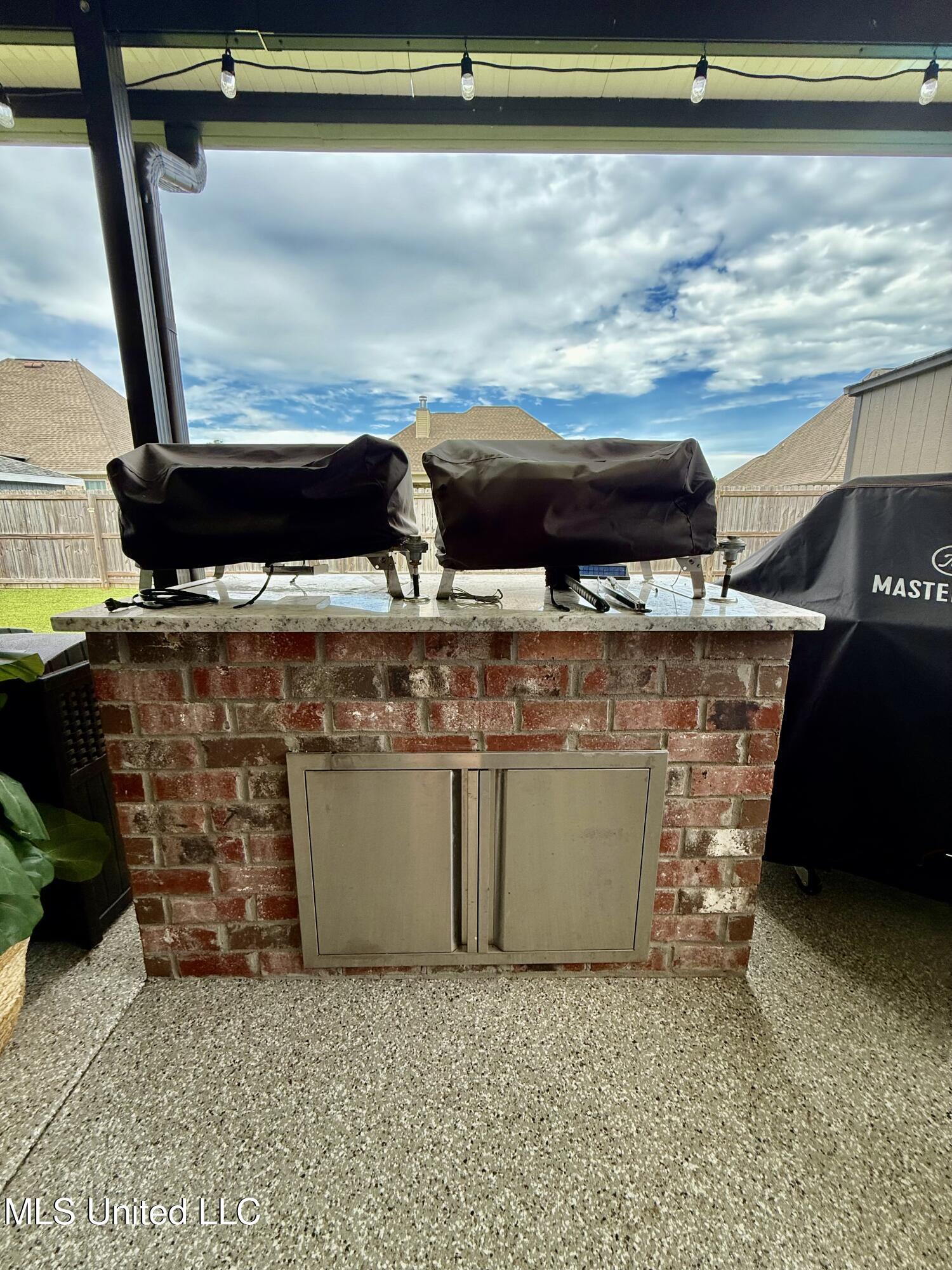 13312 Hilliard Street D'Iberville, MS 39540 - Photo 23 of 37 IMG_1138