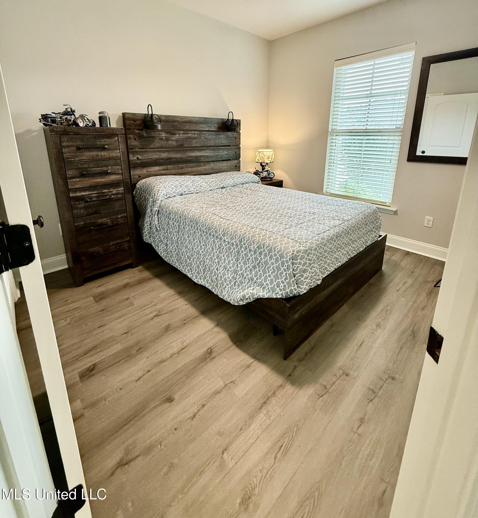 13312 Hilliard Street D'Iberville, MS 39540 - Photo 31 of 37 IMG_1097