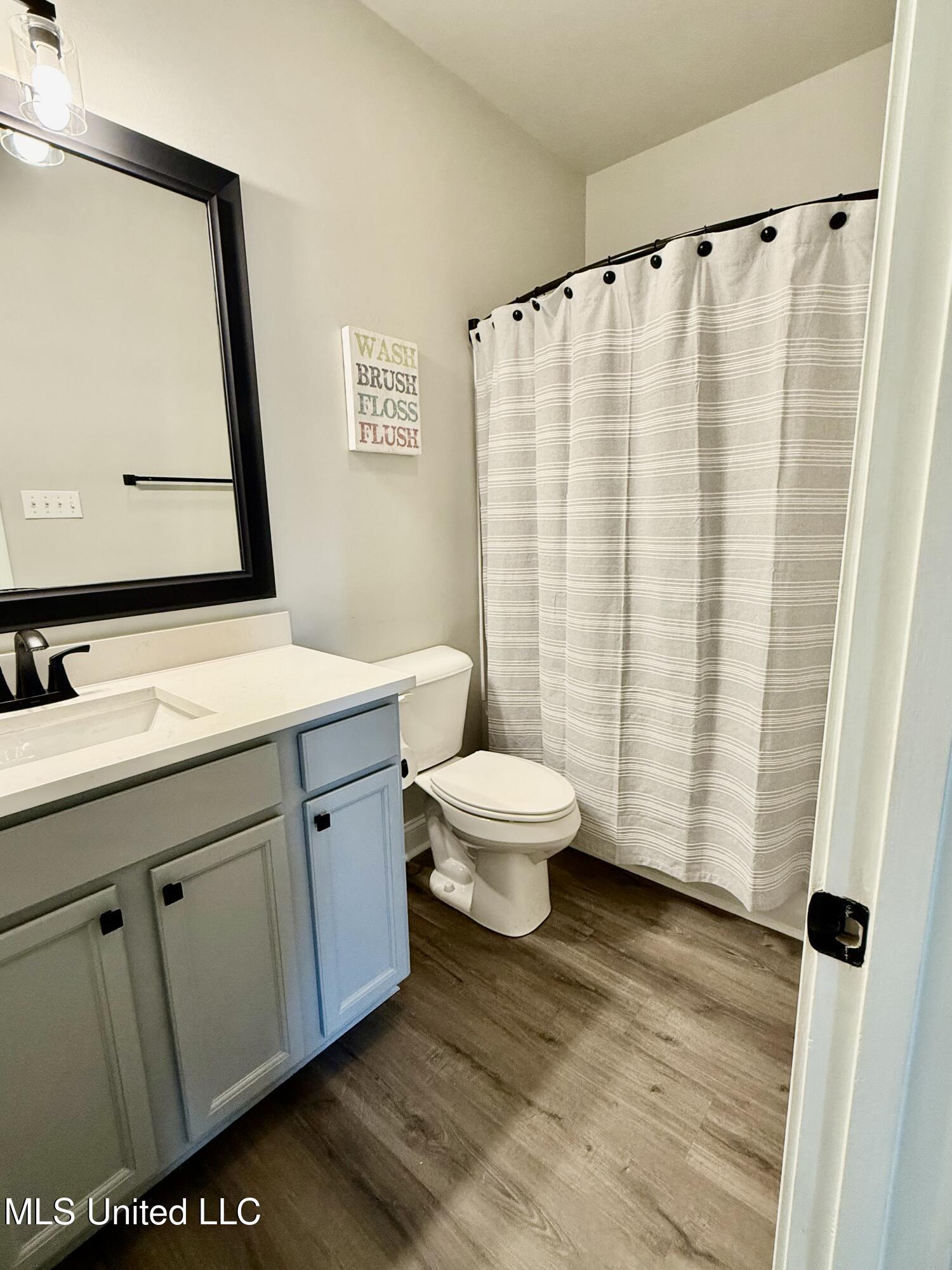 13312 Hilliard Street D'Iberville, MS 39540 - Photo 36 of 37 IMG_1104