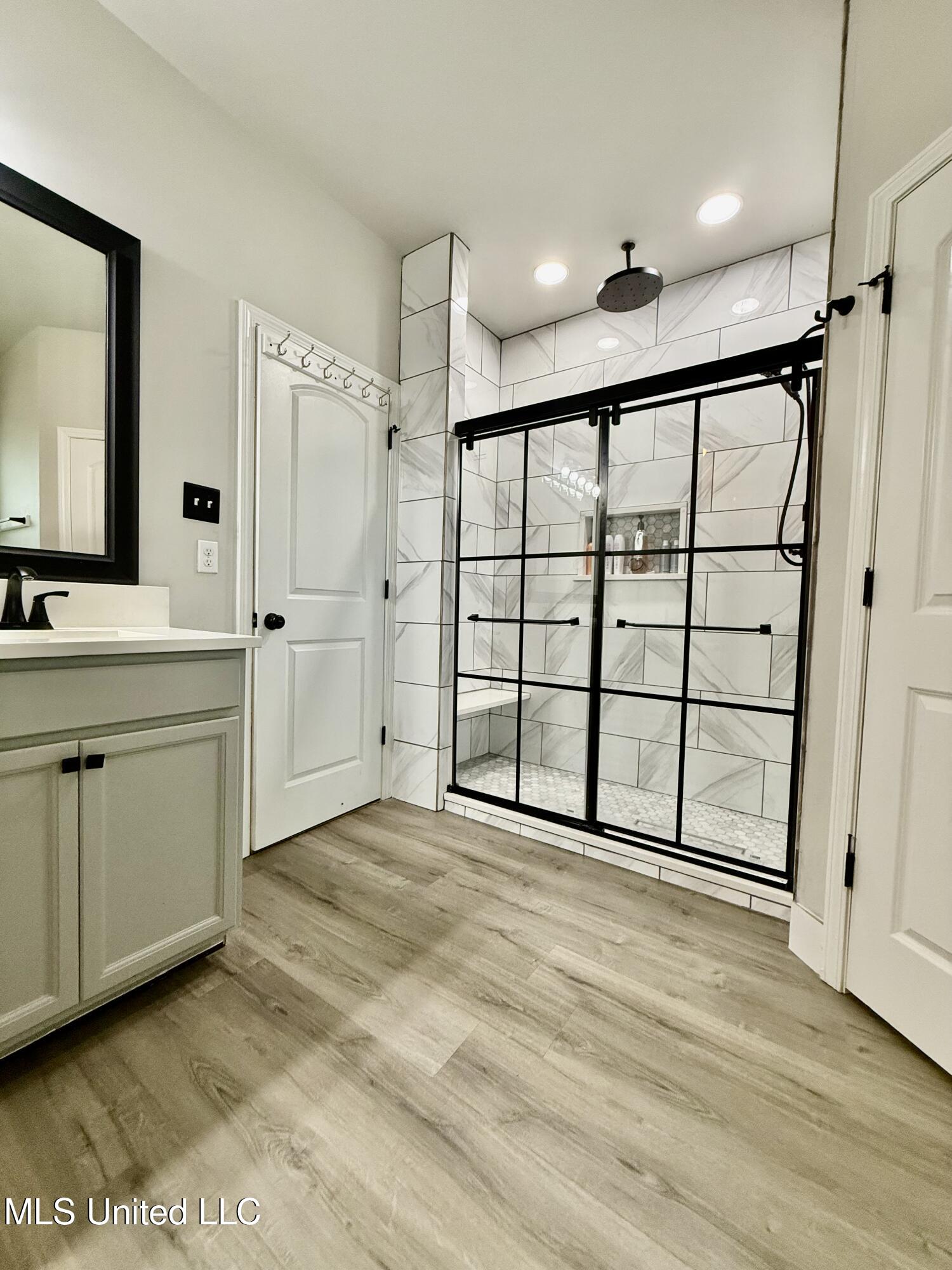 13312 Hilliard Street D'Iberville, MS 39540 - Photo 6 of 37 IMG_1121