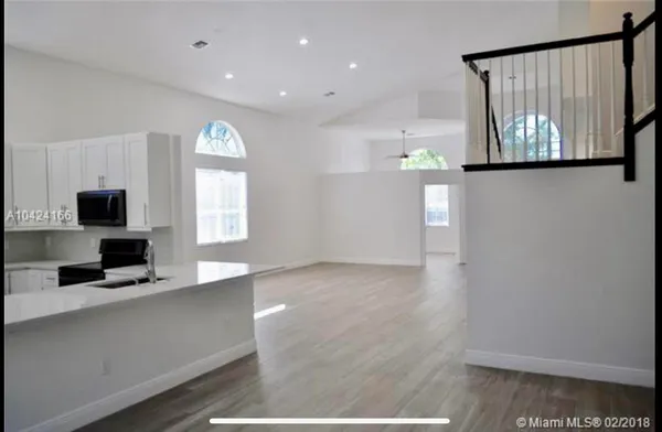 $5,900 | 5 Lake Eden Drive, Boynton Beach, FL 33435