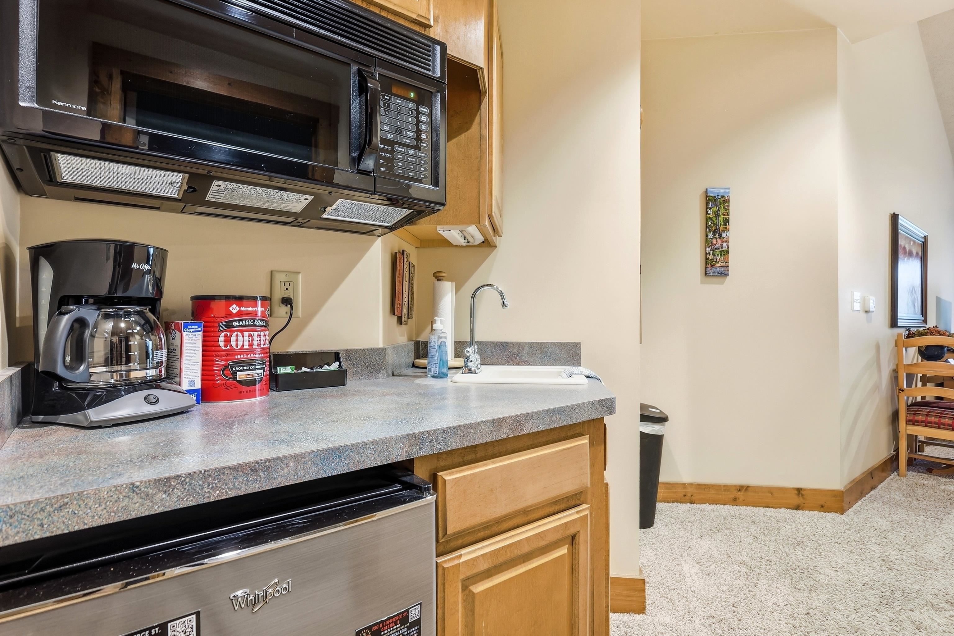 5129 West Longhollow Road Galena, IL 61036 - Photo 5 of 28