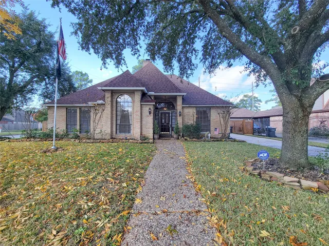 $350,000 | 5810 Glenmere Lane, Spring, TX 77379