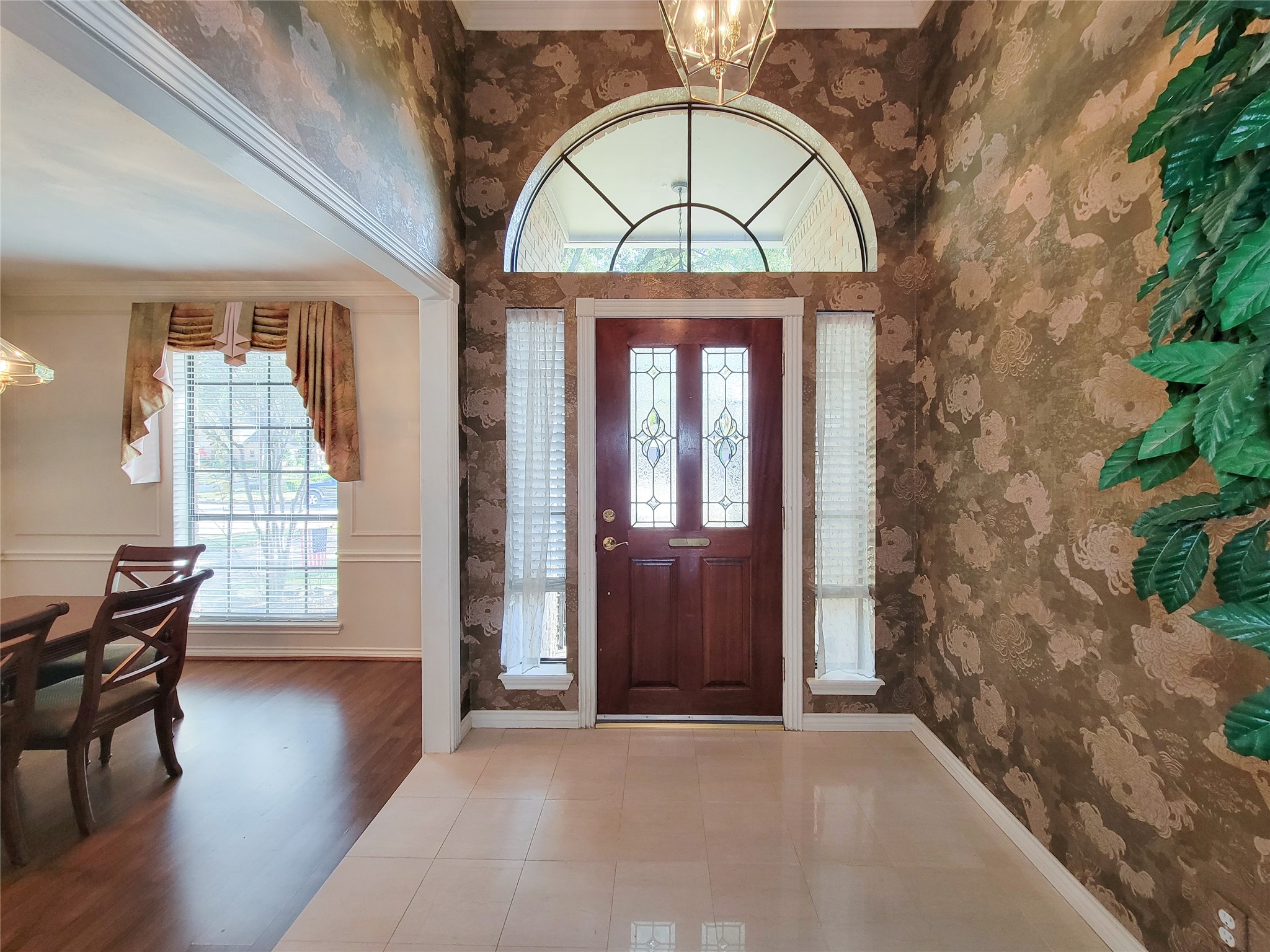 5810 Glenmere Lane Spring, TX 77379 - Photo 2 of 46