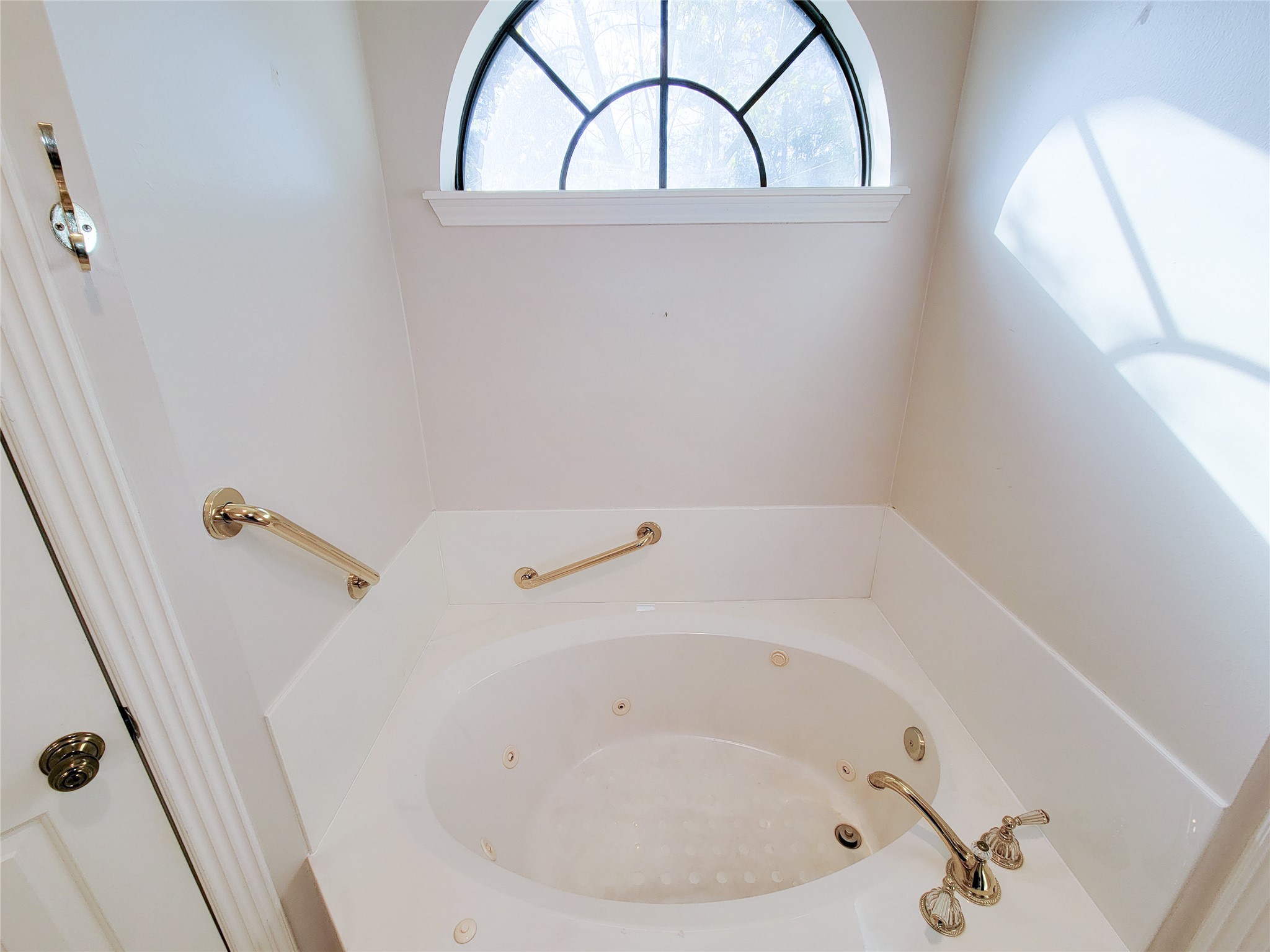 5810 Glenmere Lane Spring, TX 77379 - Photo 33 of 46