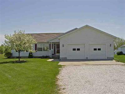 7221 Coldwater Road Flushing, MI 48433 - Photo 1 of 11 20212183.JPG