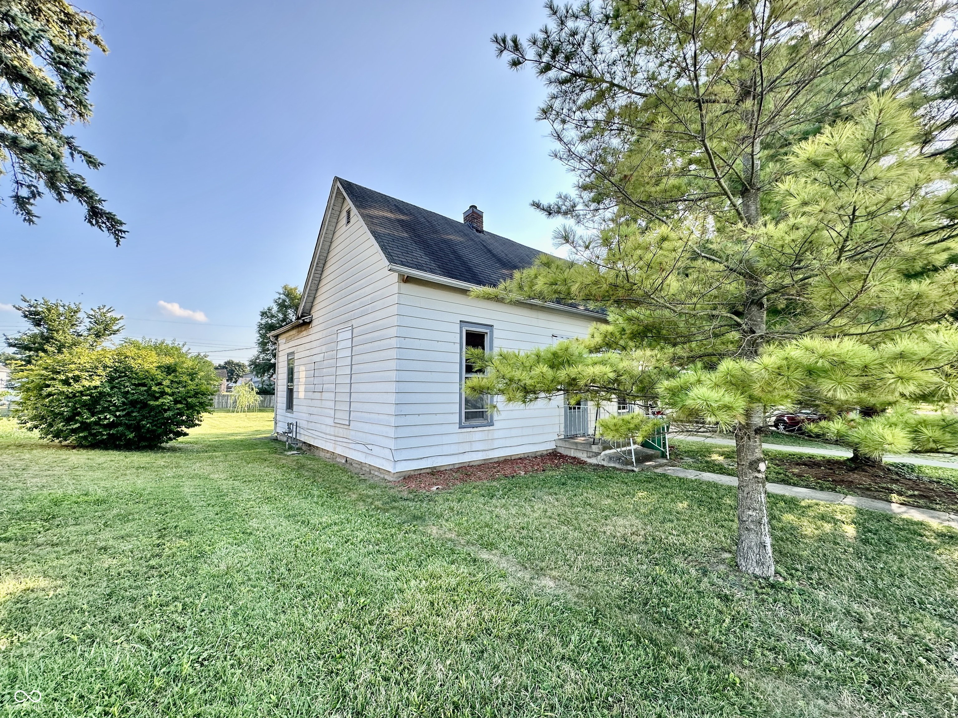 2221 Spring Street New Castle, IN 47362 - Photo 2 of 13