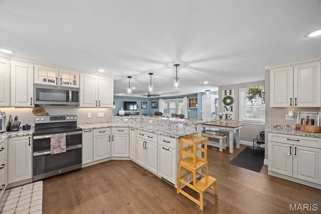 $529,900 | 21510 Keyesport Road, Keyesport, IL 62253