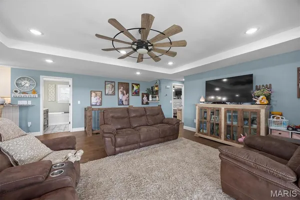 $499,900 | 21510 Keyesport Road, Keyesport, IL 62253