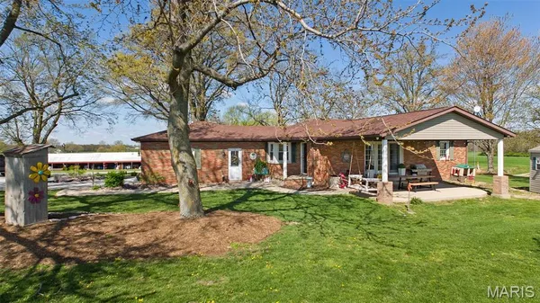 $499,900 | 21510 Keyesport Road, Keyesport, IL 62253