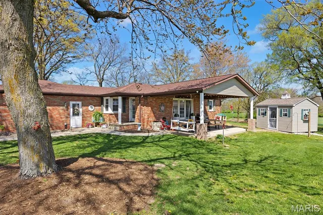 $519,000 | 21510 Keyesport Road, Keyesport, IL 62253