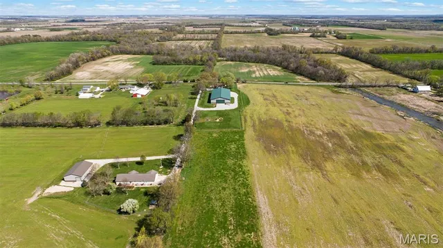 $519,000 | 21510 Keyesport Road, Keyesport, IL 62253