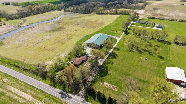 $499,900 | 21510 Keyesport Road, Keyesport, IL 62253