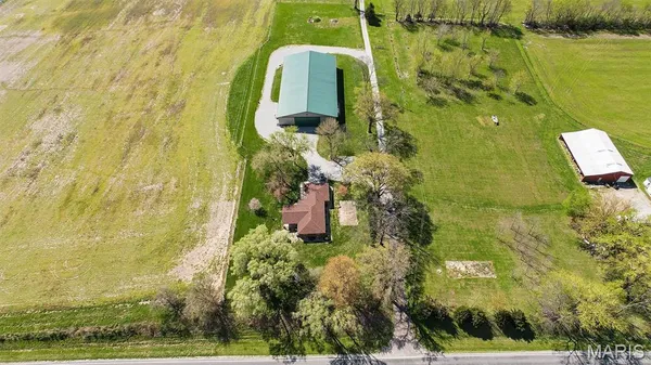 $499,900 | 21510 Keyesport Road, Keyesport, IL 62253