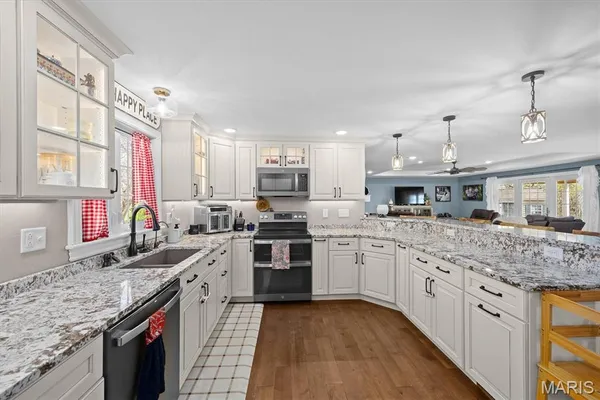 $499,900 | 21510 Keyesport Road, Keyesport, IL 62253