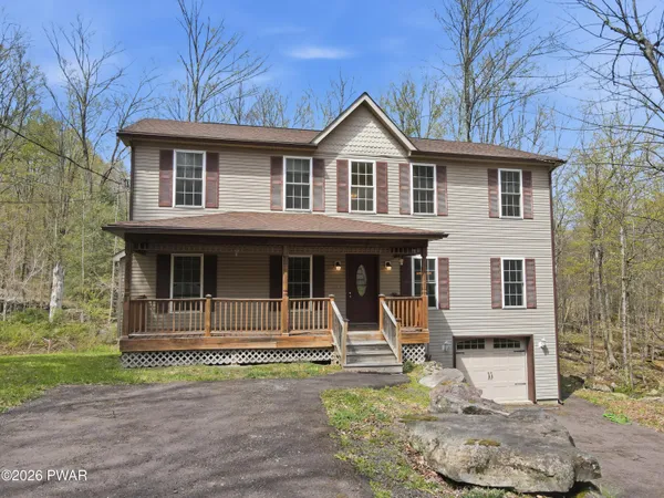 $450,000 | 92 Thornwood Terrace, Lake Ariel, PA 18436