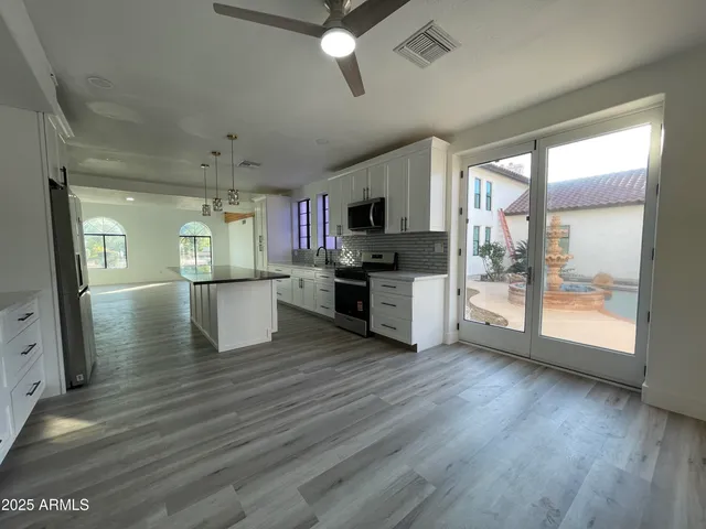 $1,275,000 | 8200 West Orangewood Avenue, Glendale, AZ 85303