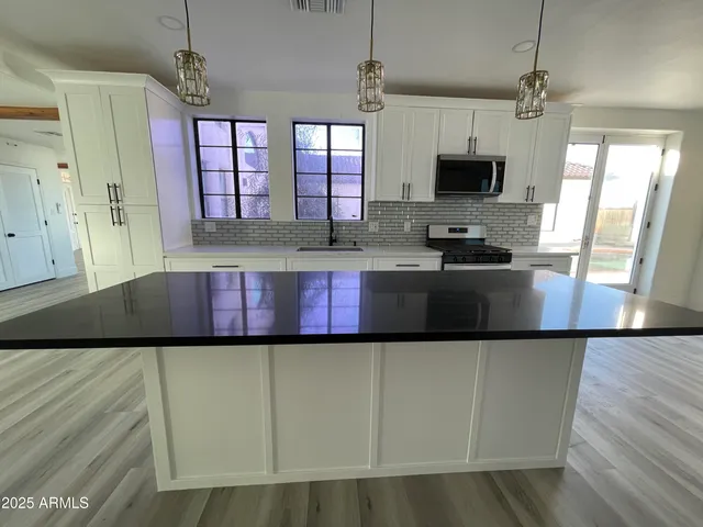 $1,400,000 | 8200 West Orange Drive, Glendale, AZ 85303