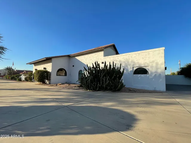 $1,400,000 | 8200 West Orange Drive, Glendale, AZ 85303