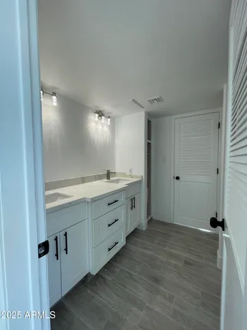 $1,275,000 | 8200 West Orangewood Avenue, Glendale, AZ 85303